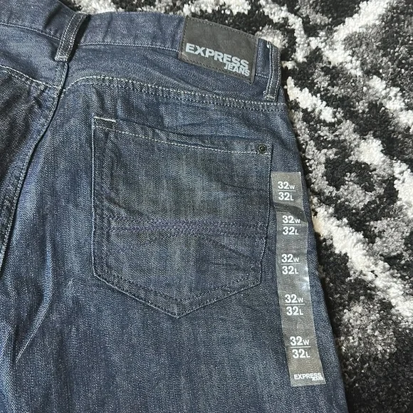Jeans - Picture 4 of 5